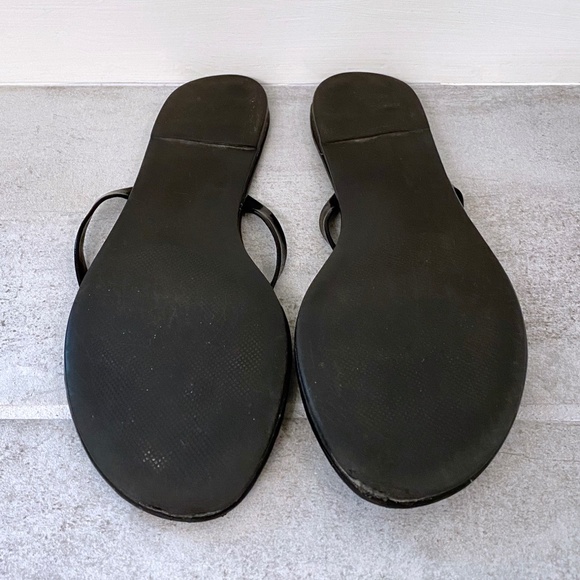 2 Pairs of Summer Shoes /Sandals /Flip - Flops - Picture 7 of 7